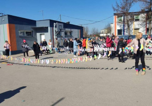 Mierzenie sznurów skarpet biorących udział w konkursie