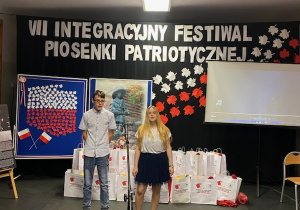 Sandra i Kacper śpiewają piosenkę ''Pałacyk Michla''
